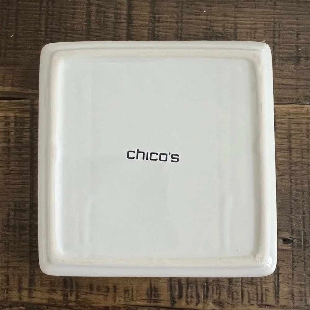 NEW! Chico's Peace Love Chic Trinket Jewelry Tray 4.5